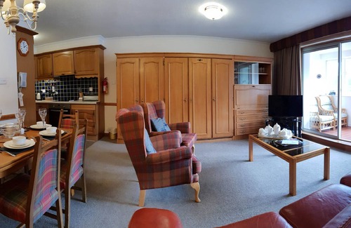 Kinloch Rannoch House | Loch Rannoch Otter Lodge (7) - Retreat Group