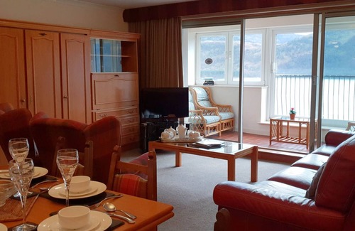 Kinloch Rannoch House | Loch Rannoch Otter Lodge (7) - Retreat Group