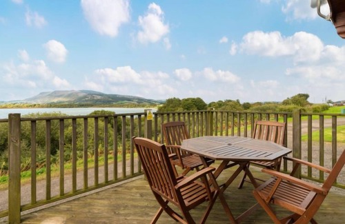 Kinross House | Loch Side Lodge 8 by Interhome