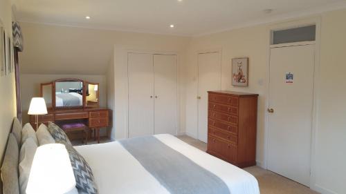 Lairg House | Loch View, Lairg