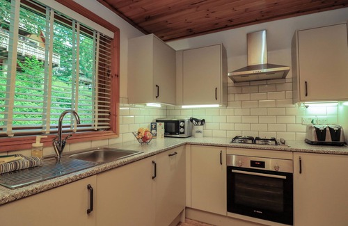 Liverton Cottage | Lodge 58 - Oak Tree Lodge