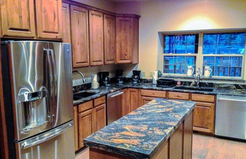 Greer Cabin | Lodge ∙ 9 bedrooms ∙ 20 guests