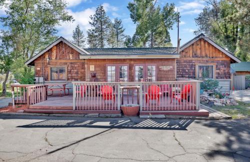 Big Bear Lake Resort | Lodge House-Family Cabin with Pool Table by Big Bear Vacations