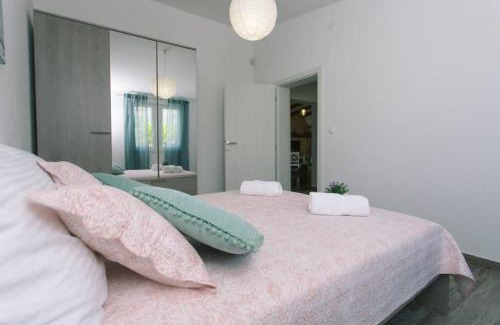 Rudine House | Lodge JoMi