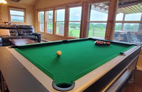 Weston Ski Chalet | Lodge One with Scenic View