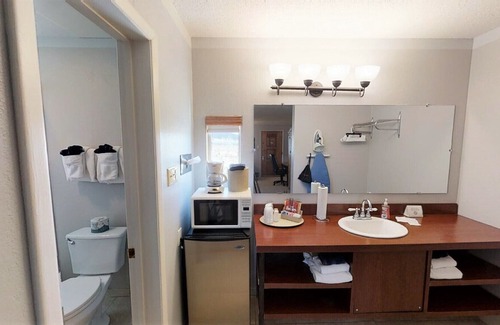 Eagle Nest Apartment | Lodge Studio 51 in Eagle Nest