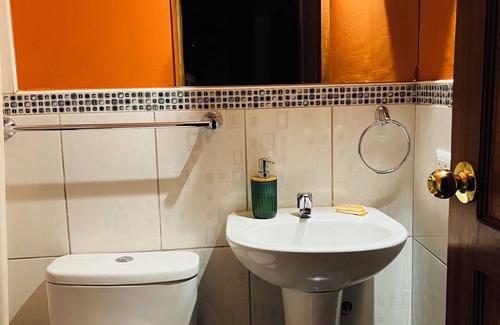 Ollantaytambo Cabin | Lodging in Ollantaytambo living inka city with viewpoint to mountains