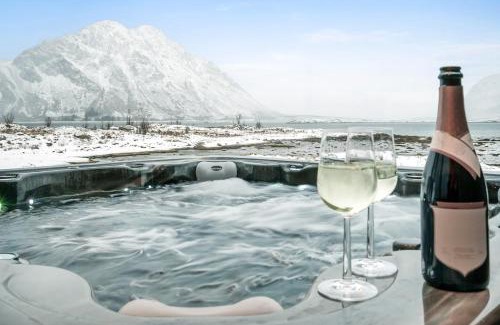 Vagan House | Lofoten Seafront Lodge, Lyngvær
