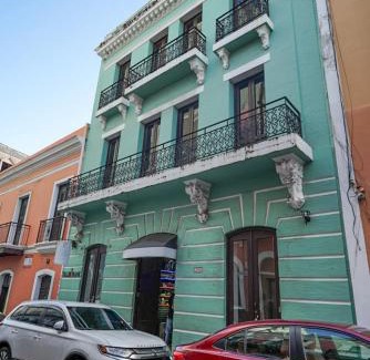 San Francisco Apartment | Loft 5BR, Billar, WIFI, AC, Near Beach in Old SJ