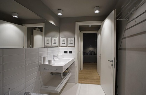 Barriera di Milano Apartment | LOFT 8-Loft-Deluxe-Ensuite-Street View