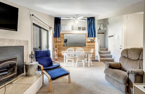 Bear Valley Apartment | Loft Condo with Bonus Area - Creekside #7