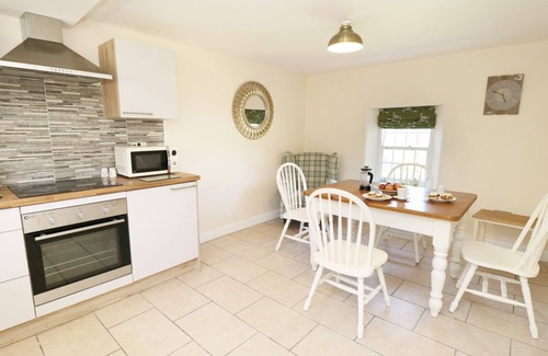 Bedale Cottage | LOFT COTTAGE, pet friendly, luxury holiday cottage in Bedale