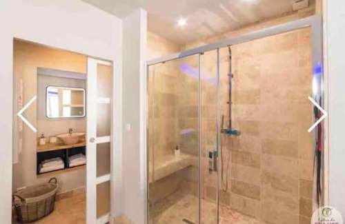 Bourg-de-Visa House | Loft en Bulles Avec Jacuzzi Privatif et Illimité