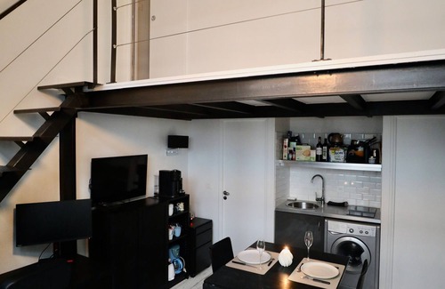 Notre-Dame-des-Champs Apartment | Loft: 'heart of Paris'