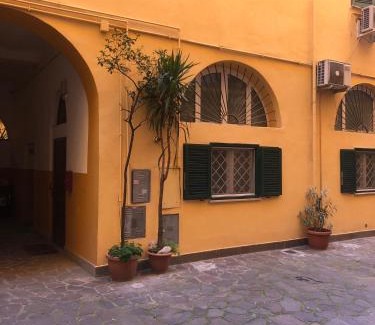 San Lorenzo Apartment | Loft in old town near Termini Station and University