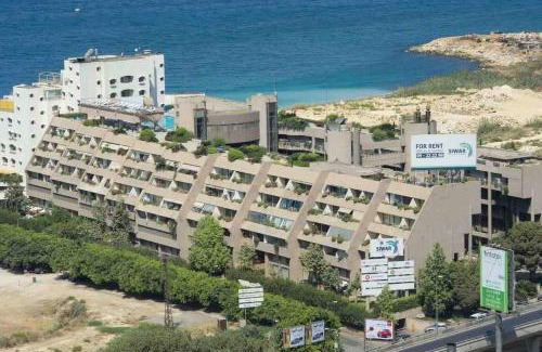 Zouk Mosbeh Apartment | Loft in Siwar-Zouk- 2 minutes from hotel Le Royal-Dbayeh- by car