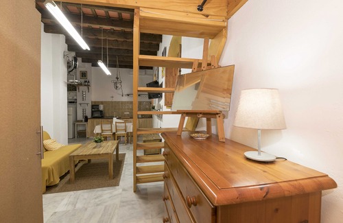 Jerez de la Frontera House | LOFT SANTIAGO - Nice flat in the centre of Jerez de la Frontera with Free Wifi