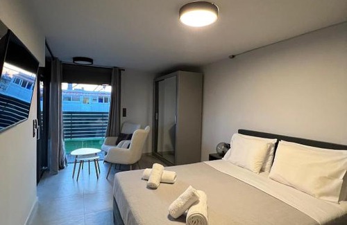 Kalamata Apartment | Loft Spa Greece - Enjoy our Jacuzzi & Hammam