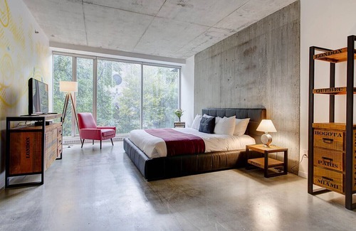 International District Apartment | LOFT Studio Modern and Urban Downtown MTL