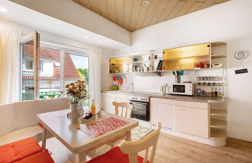 Neckarhausen Apartment | Loft-style holiday apartment in Nürtingen with balcony and close to the Neckar