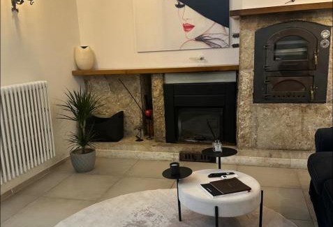 Ascoli Piceno Apartment | LOFT SUL FIUME center home