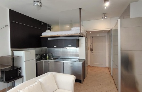 Zona LIII Tomba di Nerone Apartment | Loft surrounded by greenery