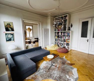 Wiesbaden Apartment | LOFT Vanelyn RETRO Central Terrace