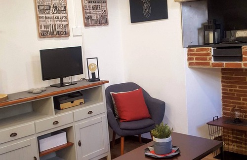 Ponte Seveso House | Loft With Private car Parking in Central Station - Loft con Parcheggio Privato
