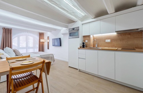 Montblanc Apartment | Loft with privileged view of Plaza Mayor