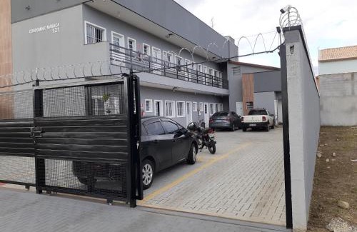 Pindamonhangaba Apartment | Loft9 COMPLETO AR COND CANAIS ASSINAT GARAGEM prox Aparecida e Industrias