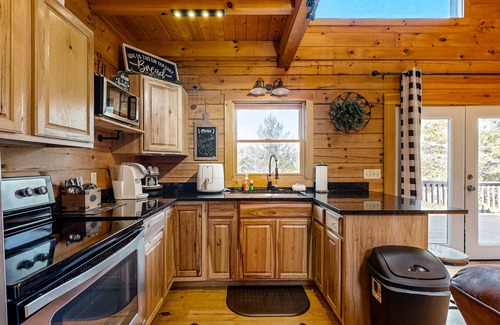 Whittier House | Lofted cabin in the trees with private pool table, washer/dryer, & full kitchen