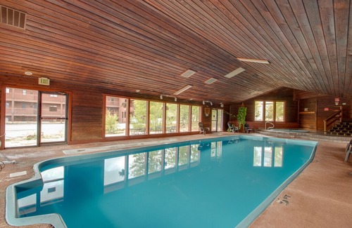 Wildernest Condo | Lofted condo w/ mountain views & shared pool/hot tubs - near hiking/biking!