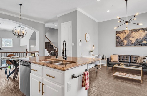 Legacy Park House | Lofted Luxury. Exclusive 3BR Home Short Walk to Legacy Shops and Dining