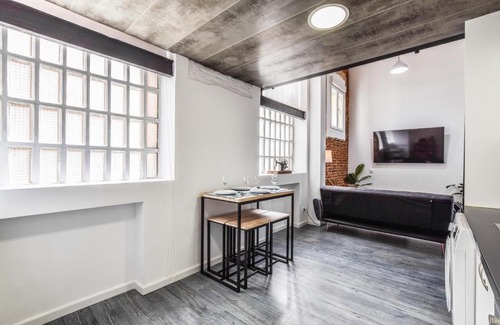 Cuatro Caminos Apartment | LOFTS BUSINESS Bernabéu
