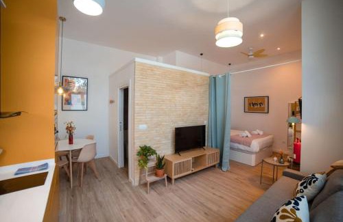 Algiros Apartment | Lofts Orense E Moderno y cercano a la playa