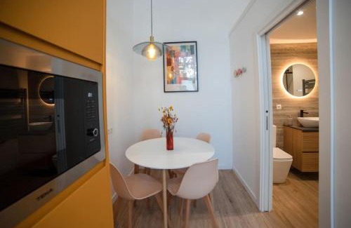 Algiros Apartment | Lofts Orense E Moderno y cercano a la playa