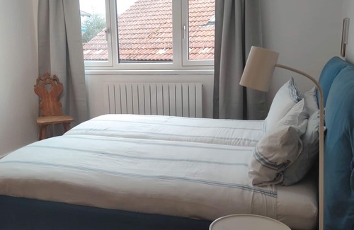 Flintsbach A. Inn Apartment | Loftwohnung in Altem Bauernhaus - Direkt am Strandbad