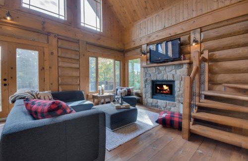 Les Pays-d'en-Haut Regional County Municipality House | Log Cabin Home with Lake and Mountain view by Reserver.ca