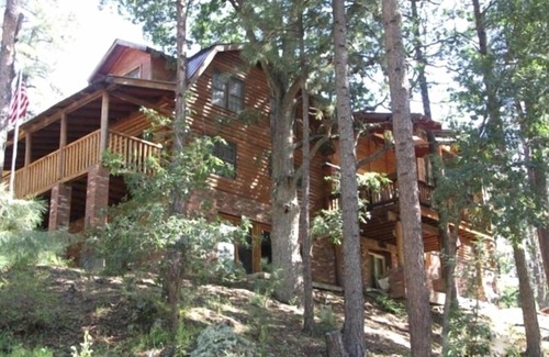 Prescott Cabin | Log Cabin/Mountain Pines, 5400 Square Feet Retreat-Prescott Spruce Mountain