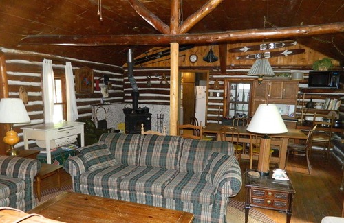 Honor Cabin | Log Cabin on Little Platte Lake - Bring Your Own Linens