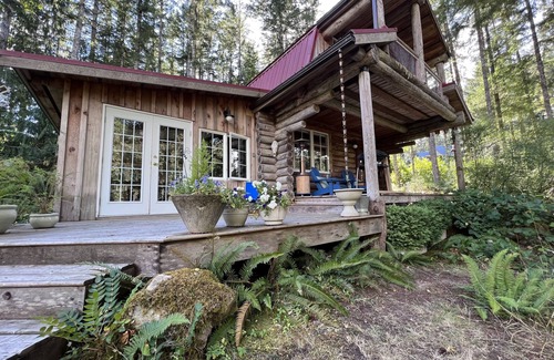 Lake Cowichan Cabin | Log Cabin on River Acreage