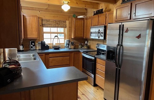 Saugatuck Cabin | Log Cabin on Serene Goshorn Lake, Minutes From Vibrant Saugatuck & Douglas