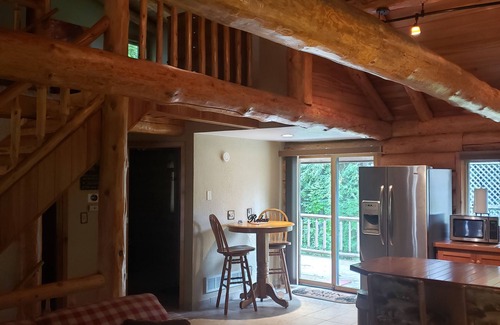 Deerbrook Cabin | Log cabin retreat in the Summit Lake area