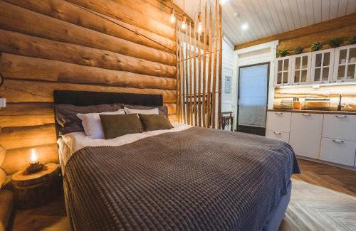 Rovaniemi House | Log Cabin with Private Sauna by Invisible Forest Lodge