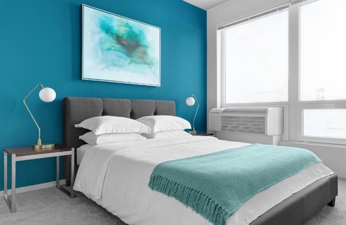 Logan Square Apartment | Logan Square 219