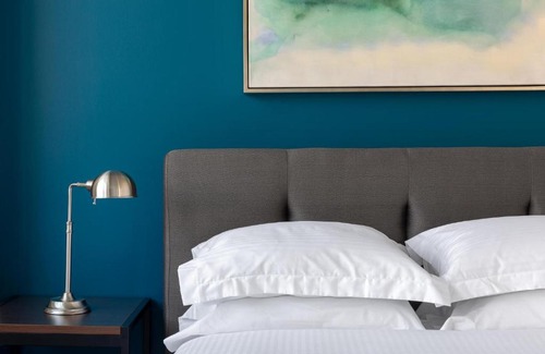 Logan Square Apartment | Logan Square 226
