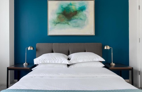 Logan Square Apartment | Logan Square 226