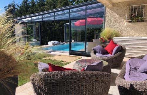 Estivareilles Apartment | Logement avec spa ,sauna et piscine privée chauffée du 15 avril à début octobre vue