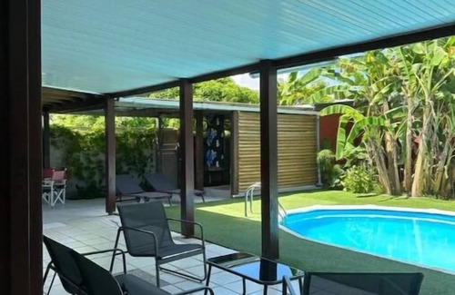 Sainte-Rose Villa | Logement Entier, Équipé D'une Piscine, Piscine à Bulles, Privée