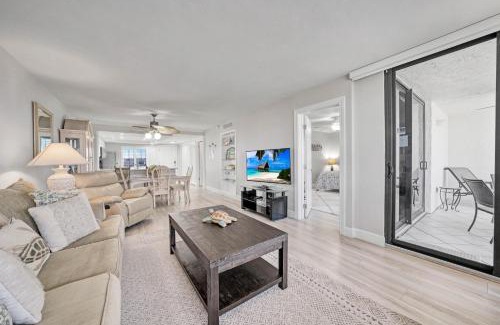 Sanibel House | Loggerhead Cay #434